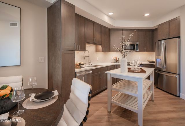 13220 N Scottsdale Road B4, Scottsdale, AZ 85254