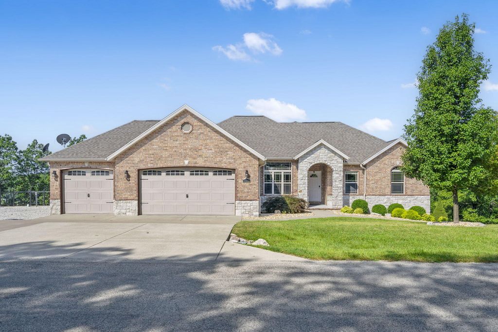 1584 Emory Creek Boulevard, Branson, MO 65616