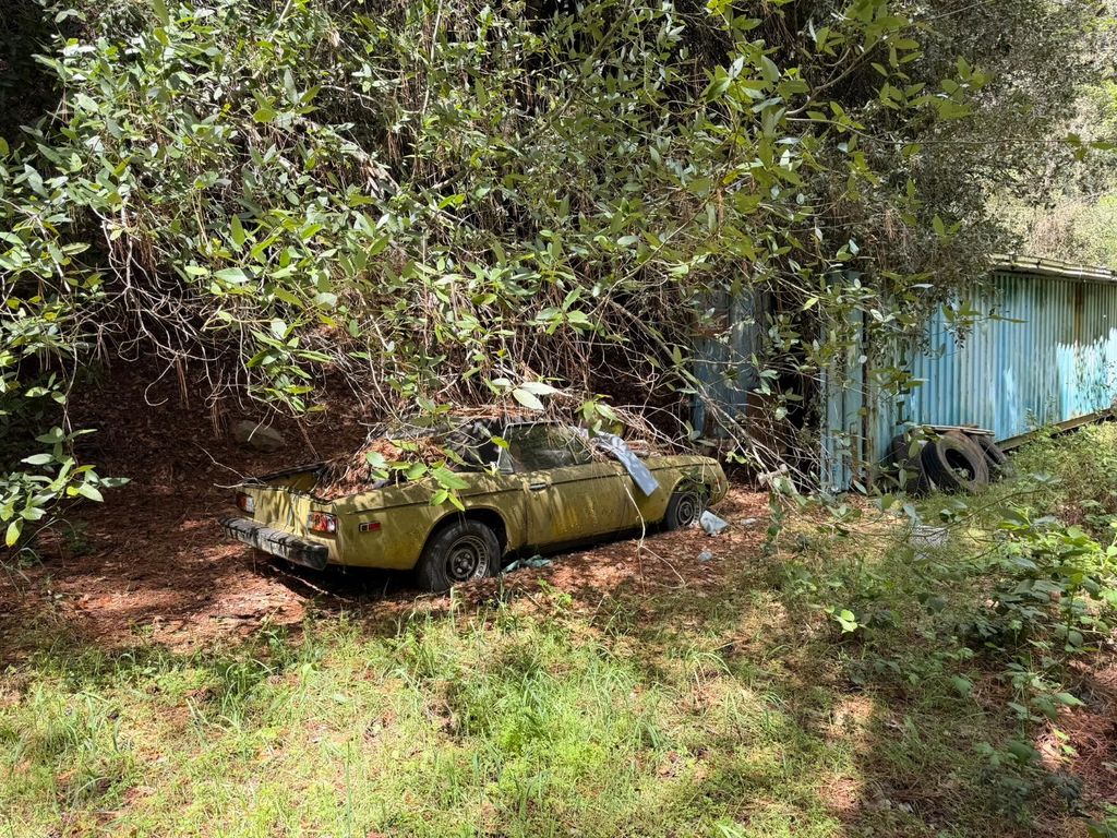 Image 18 of property listing at 39 Anderson Valley Road, Coulterville, CA 95311