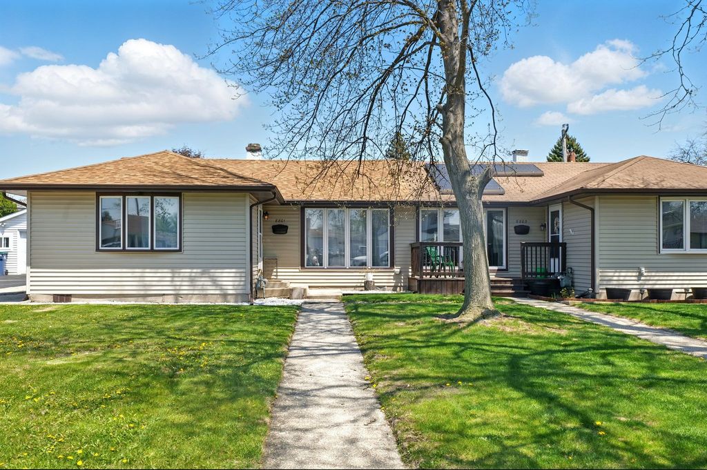 8801 S Kilbourn Avenue, Hometown, IL 60456