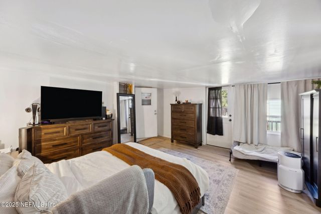 15461 DEWANNA Road, Jacksonville, FL 32218