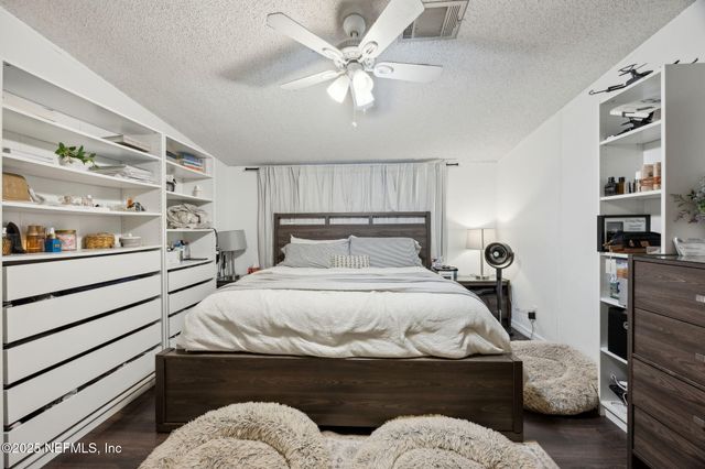 15461 DEWANNA Road, Jacksonville, FL 32218