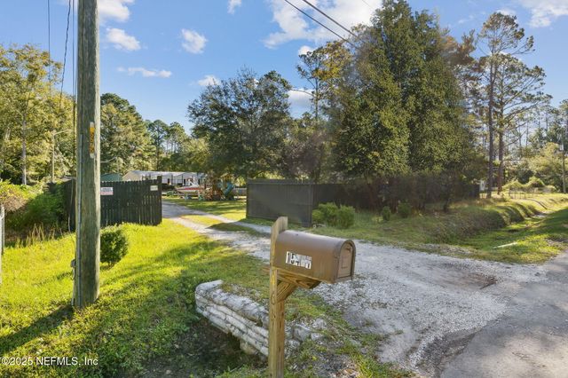 15461 DEWANNA Road, Jacksonville, FL 32218