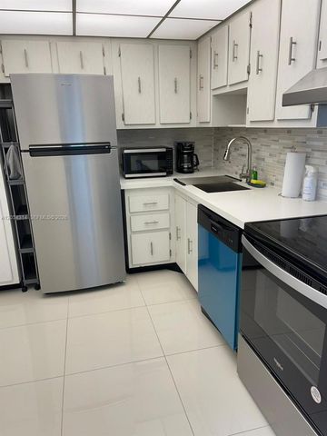 20335 W Country Club Dr 1701, Aventura, FL 33180