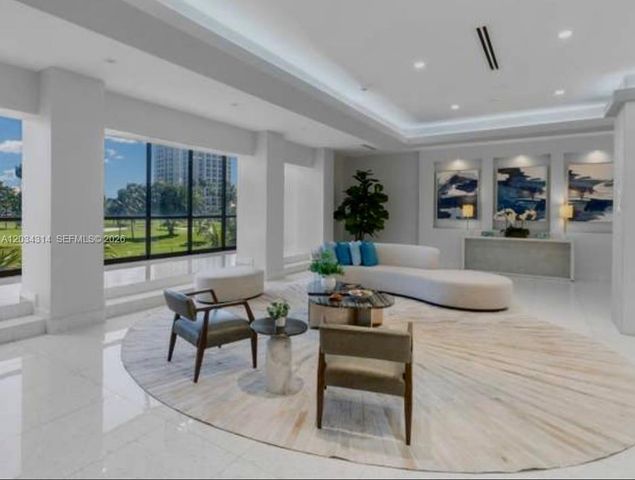 20335 W Country Club Dr 1701, Aventura, FL 33180
