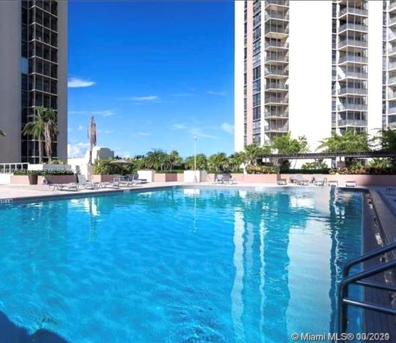 20335 W Country Club Dr 1701, Aventura, FL 33180