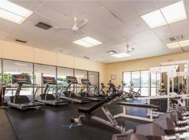 20335 W Country Club Dr 1701, Aventura, FL 33180