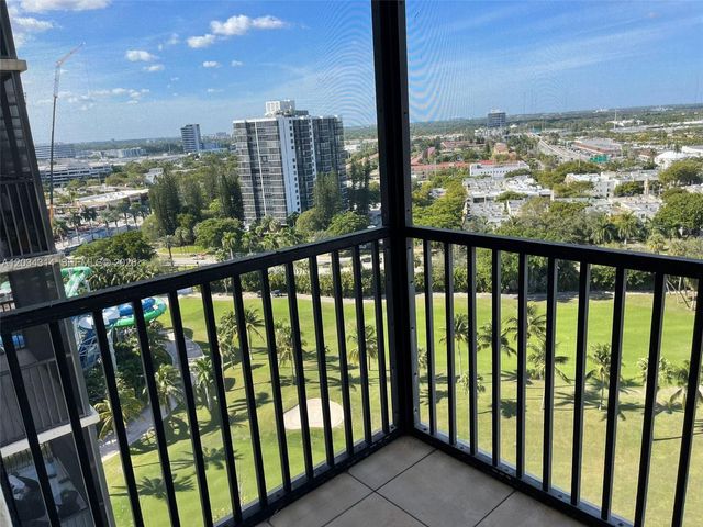 20335 W Country Club Dr 1701, Aventura, FL 33180