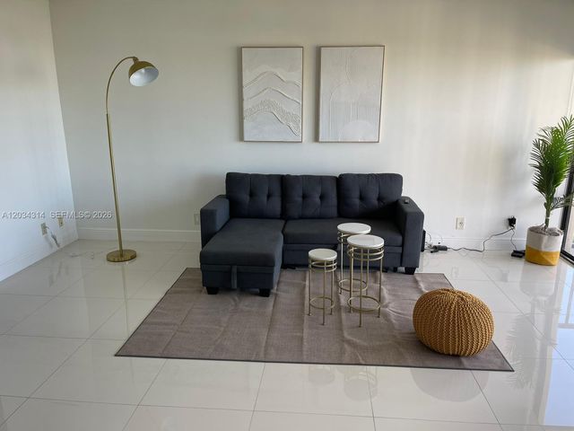 20335 W Country Club Dr 1701, Aventura, FL 33180
