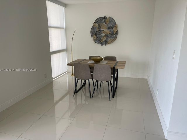 20335 W Country Club Dr 1701, Aventura, FL 33180