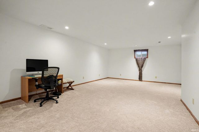 61571 Haverford Court, South Bend, IN 46614