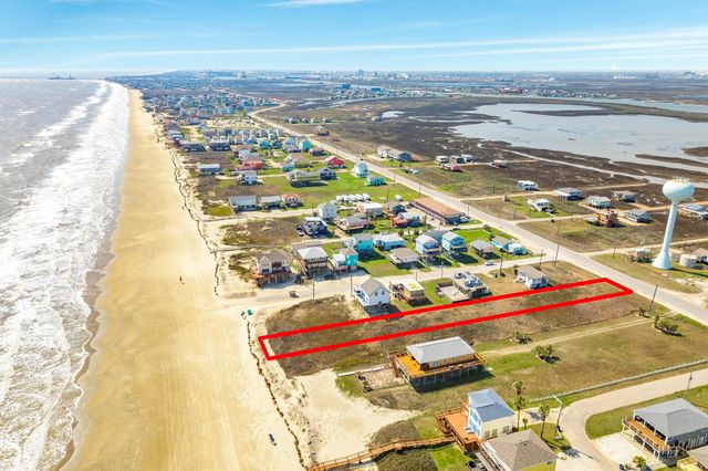 000 Blue Water Highway, Surfside Beach, TX 77541