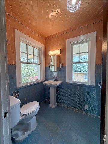 2149 Lakeshore Drive, Port Arthur, TX 77640