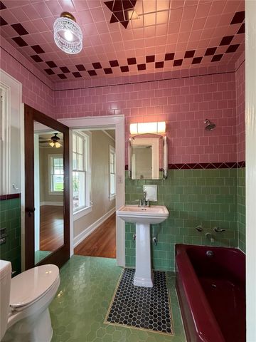 2149 Lakeshore Drive, Port Arthur, TX 77640