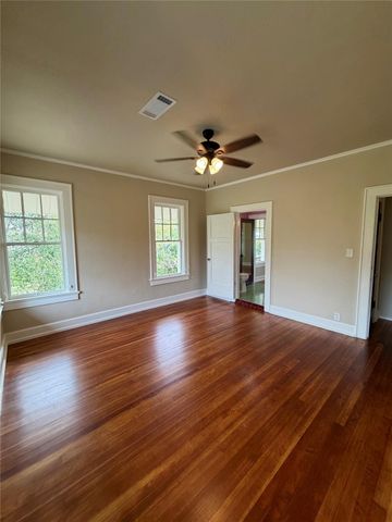 2149 Lakeshore Drive, Port Arthur, TX 77640