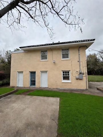 2149 Lakeshore Drive, Port Arthur, TX 77640