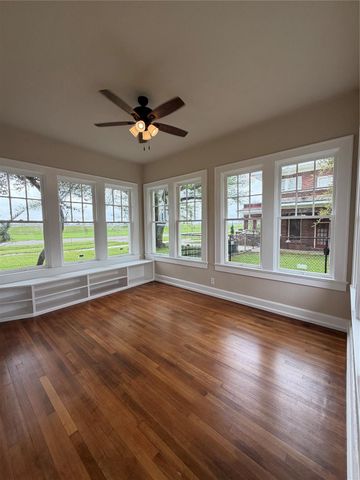 2149 Lakeshore Drive, Port Arthur, TX 77640