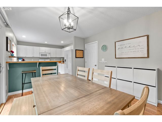 15419 Se DAFFODIL Pl, Clackamas, OR 97015