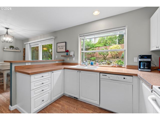 15419 Se DAFFODIL Pl, Clackamas, OR 97015