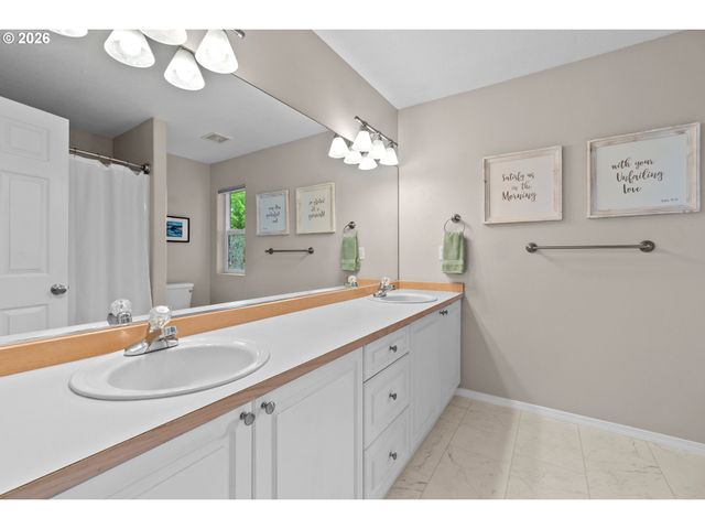 15419 Se DAFFODIL Pl, Clackamas, OR 97015