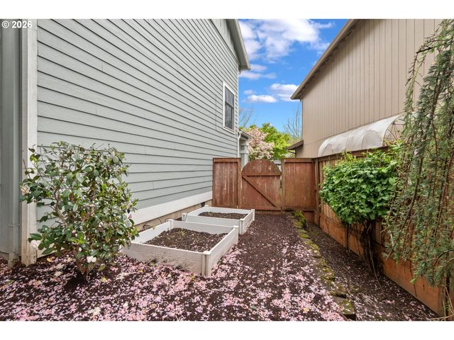 15419 Se DAFFODIL Pl, Clackamas, OR 97015