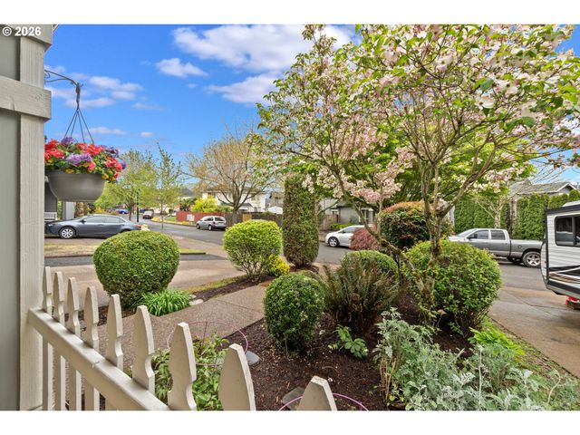 15419 Se DAFFODIL Pl, Clackamas, OR 97015