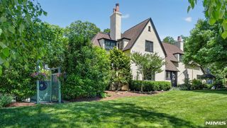 230 Satterthwaite Avenue, Nutley, NJ 07110