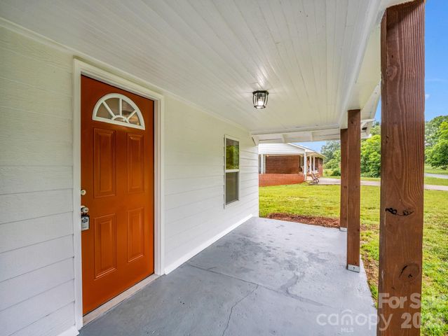 170 Dobbins Road, Ellenboro, NC 28040