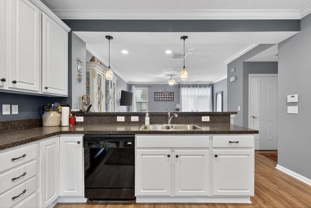 4668 Community Way, Hilliard, OH 43026