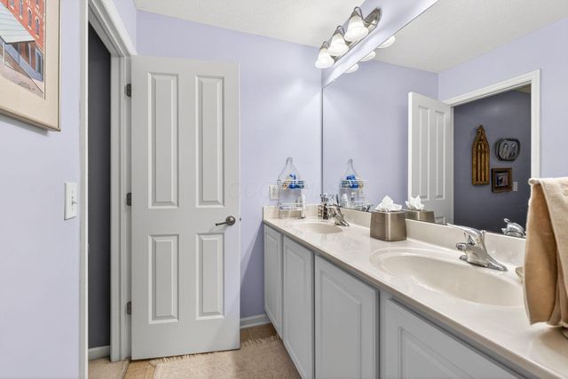 4668 Community Way, Hilliard, OH 43026