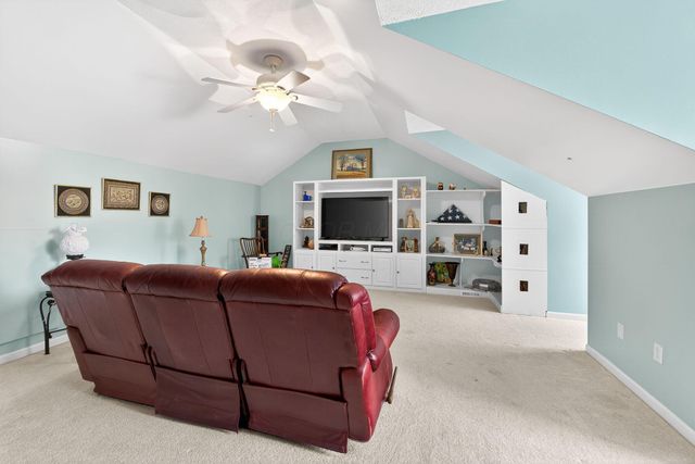 4668 Community Way, Hilliard, OH 43026