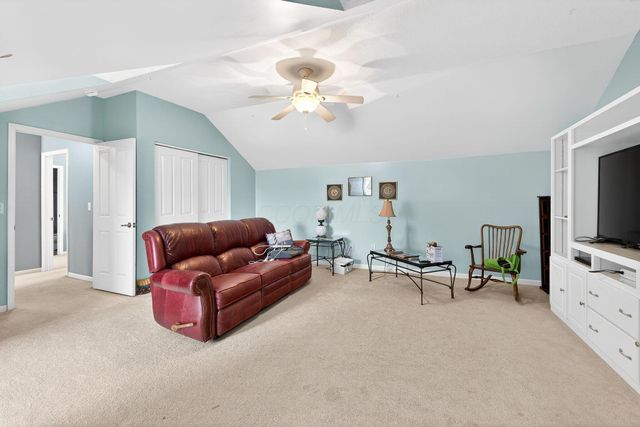 4668 Community Way, Hilliard, OH 43026