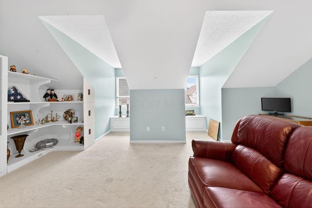 4668 Community Way, Hilliard, OH 43026