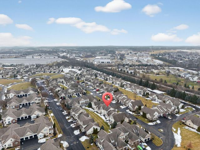 4668 Community Way, Hilliard, OH 43026