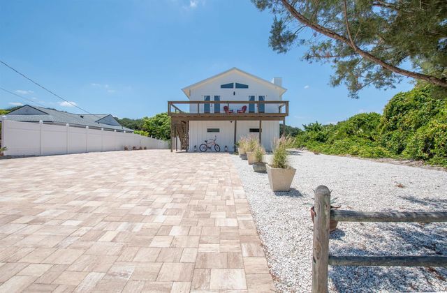 5069 Alta Vista Ave, St Augustine, FL 32080