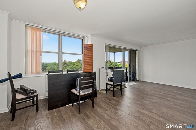 50 Glenbrook Road 8E, Stamford, CT 06902