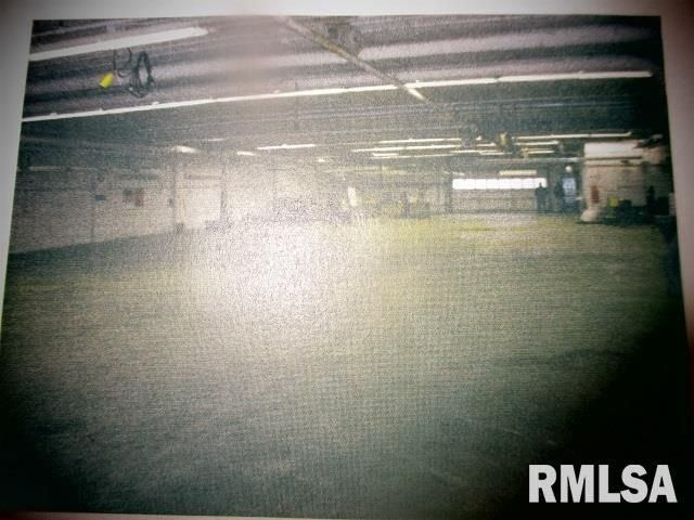 1034 NE ADAMS Street, Peoria, IL 61603