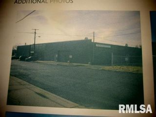 1034 NE ADAMS Street, Peoria, IL 61603