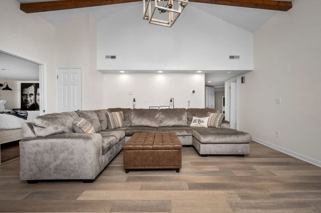 512 Cline Ridge Rd, Winchester, TN 37398