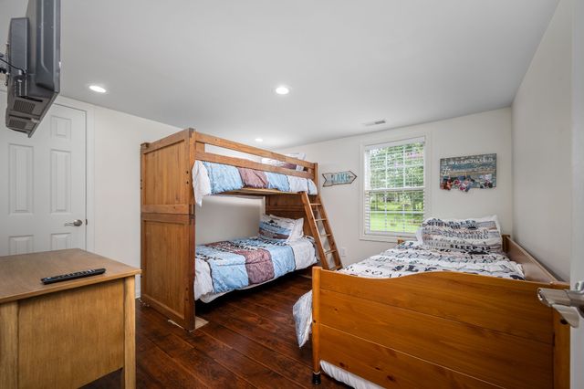 512 Cline Ridge Rd, Winchester, TN 37398