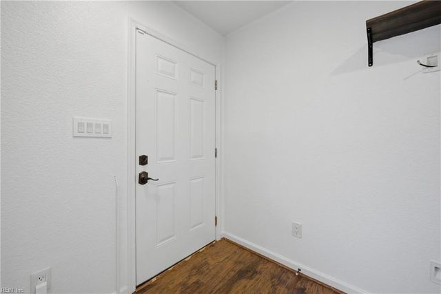 2924 Dominion AVE, Norfolk, VA 23518