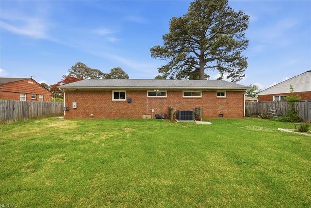 2924 Dominion AVE, Norfolk, VA 23518