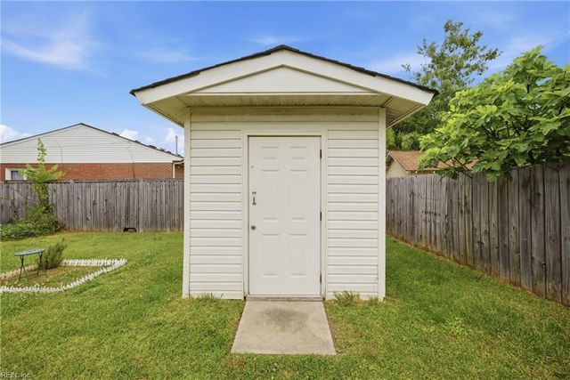 2924 Dominion AVE, Norfolk, VA 23518
