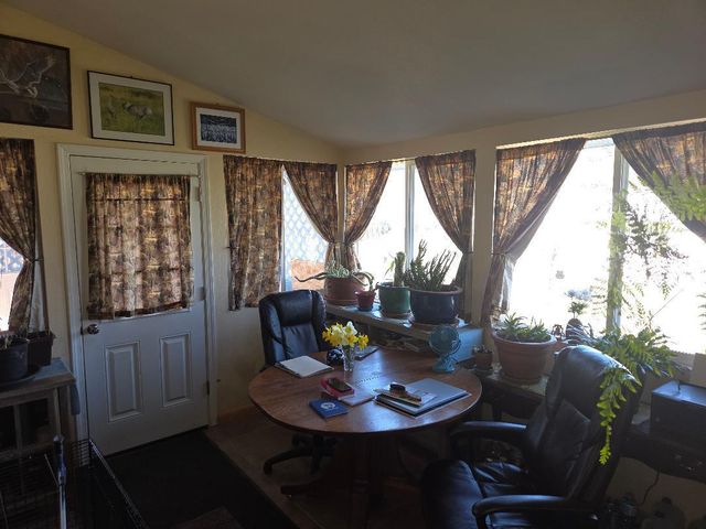 14204 Ravenwood Drive, Klamath Falls, OR 97601