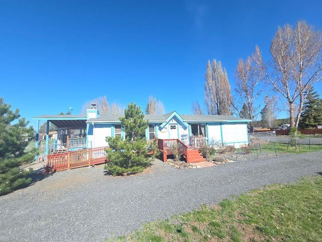 14204 Ravenwood Drive, Klamath Falls, OR 97601