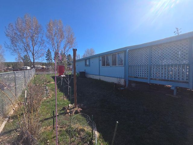 14204 Ravenwood Drive, Klamath Falls, OR 97601