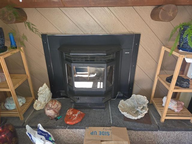 14204 Ravenwood Drive, Klamath Falls, OR 97601