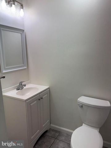 532 N EASTON RD, Glenside, PA 19038