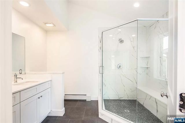 799 End Avenue, Cliffside Park, NJ 07010