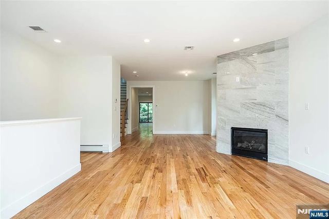 799 End Avenue, Cliffside Park, NJ 07010
